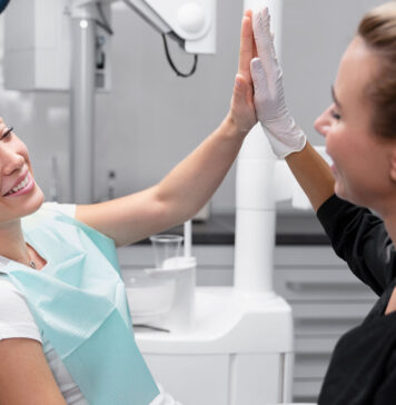 De la detartraj la albire: proceduri populare pentru zâmbet luminos